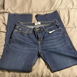 Women’s Levi jeans